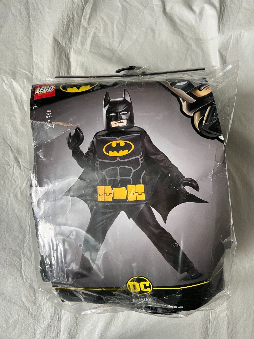 Batman Lego Movie Deluxe Costume kids medium 7-8 cape mask tunic hands pants